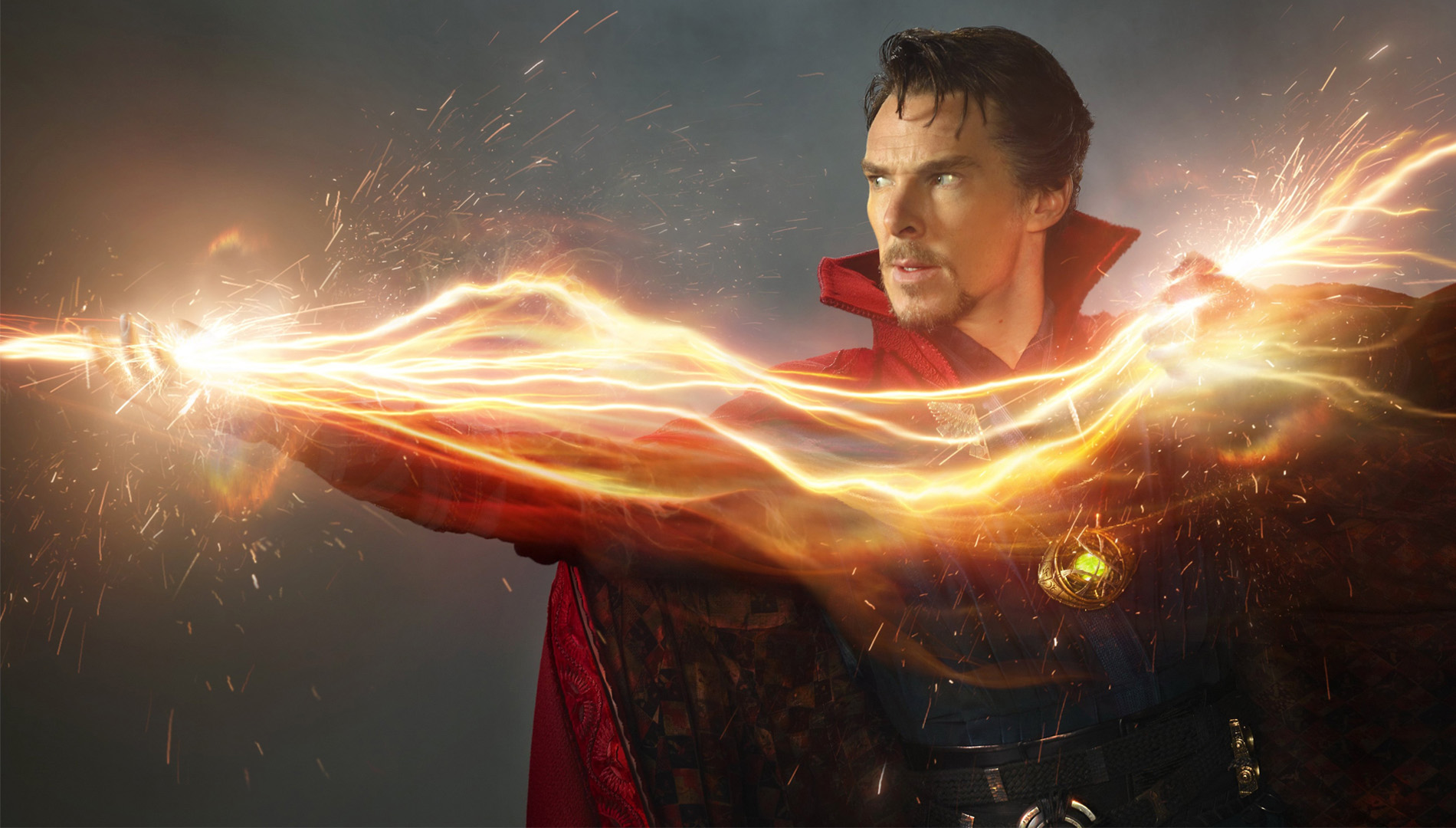 bom-tan-doctor-strange-da-vu-tru-hon-loan-nhan-mua-loi-khen-tu-gioi-phe-binh